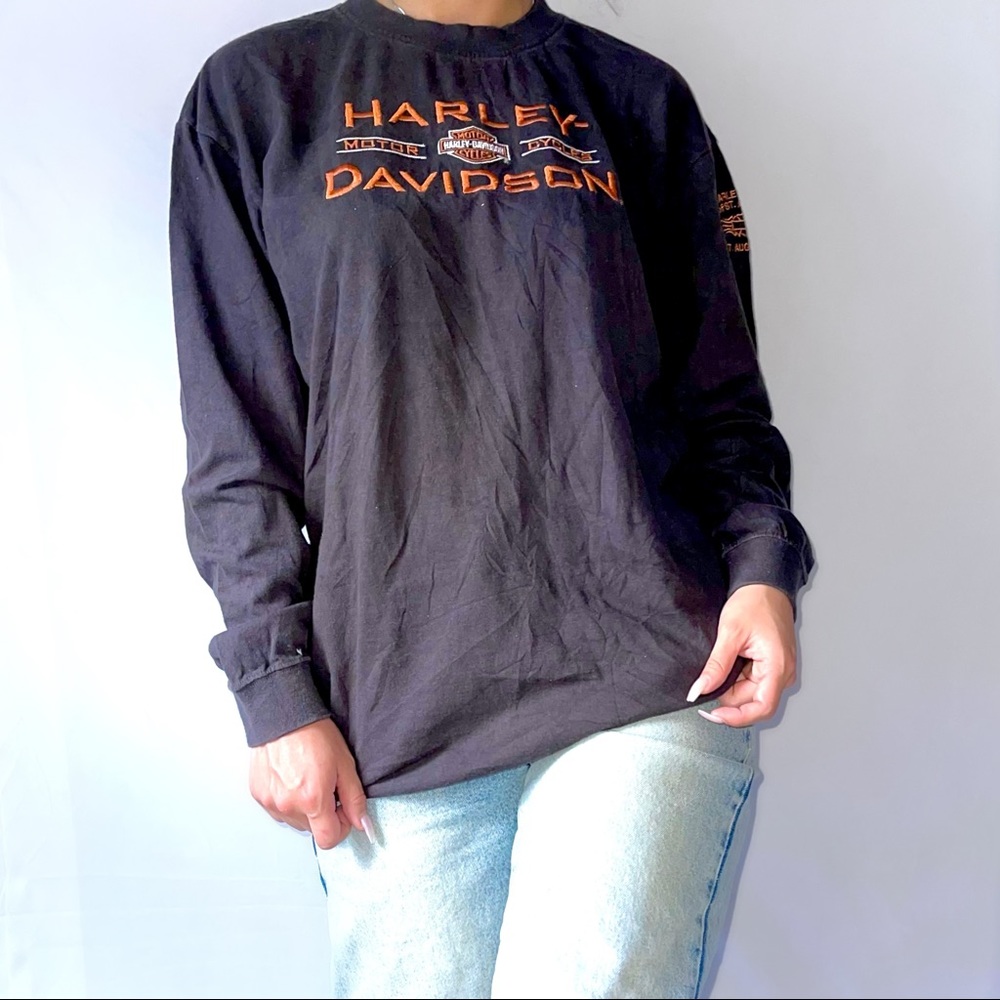 Stitched lettering Harley Davidson long sleeve shirt